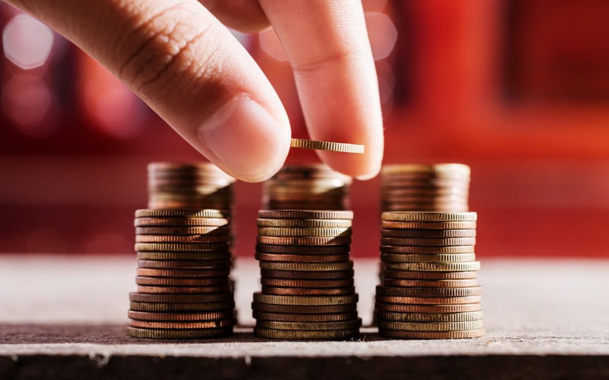 С 23 февраля! И ни цента больше...