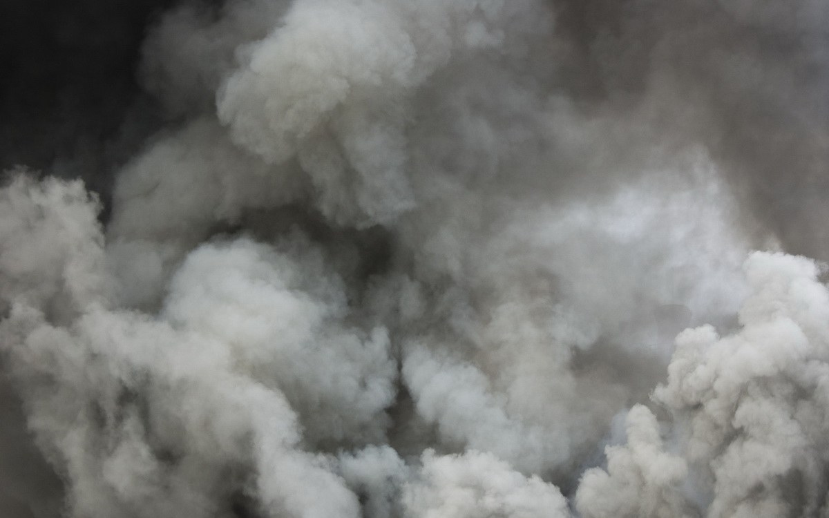 Дым под потолком