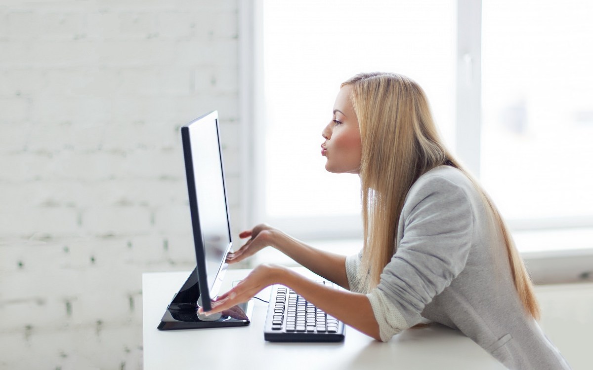 Где найти халтуру по электрике?