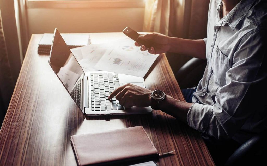 Как электрику заработать в интернете