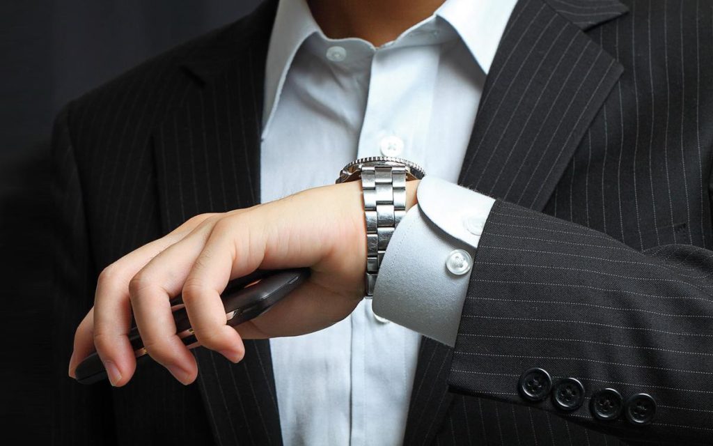 Пятнадцать минут? Спасибо, что не пять!