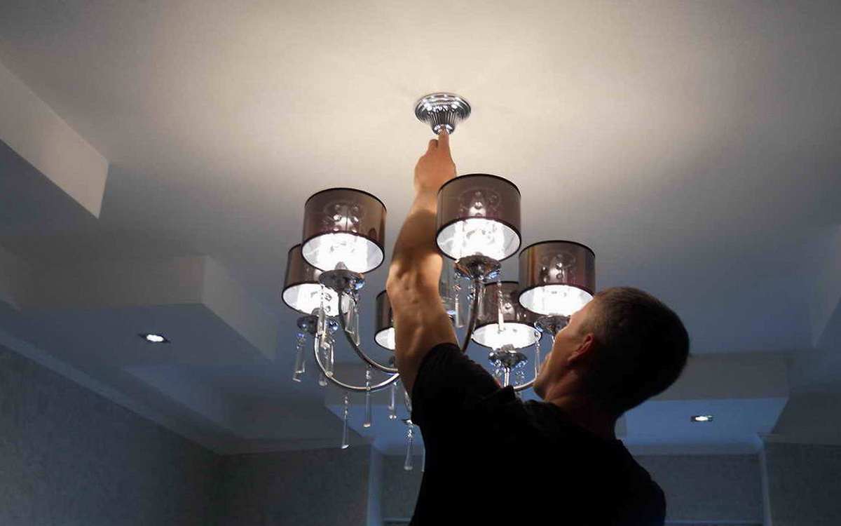 Люстра имеет ценность