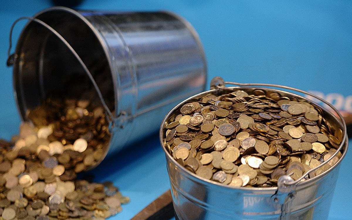 Немаленькие деньги или Сквозь дверь пройдёте?