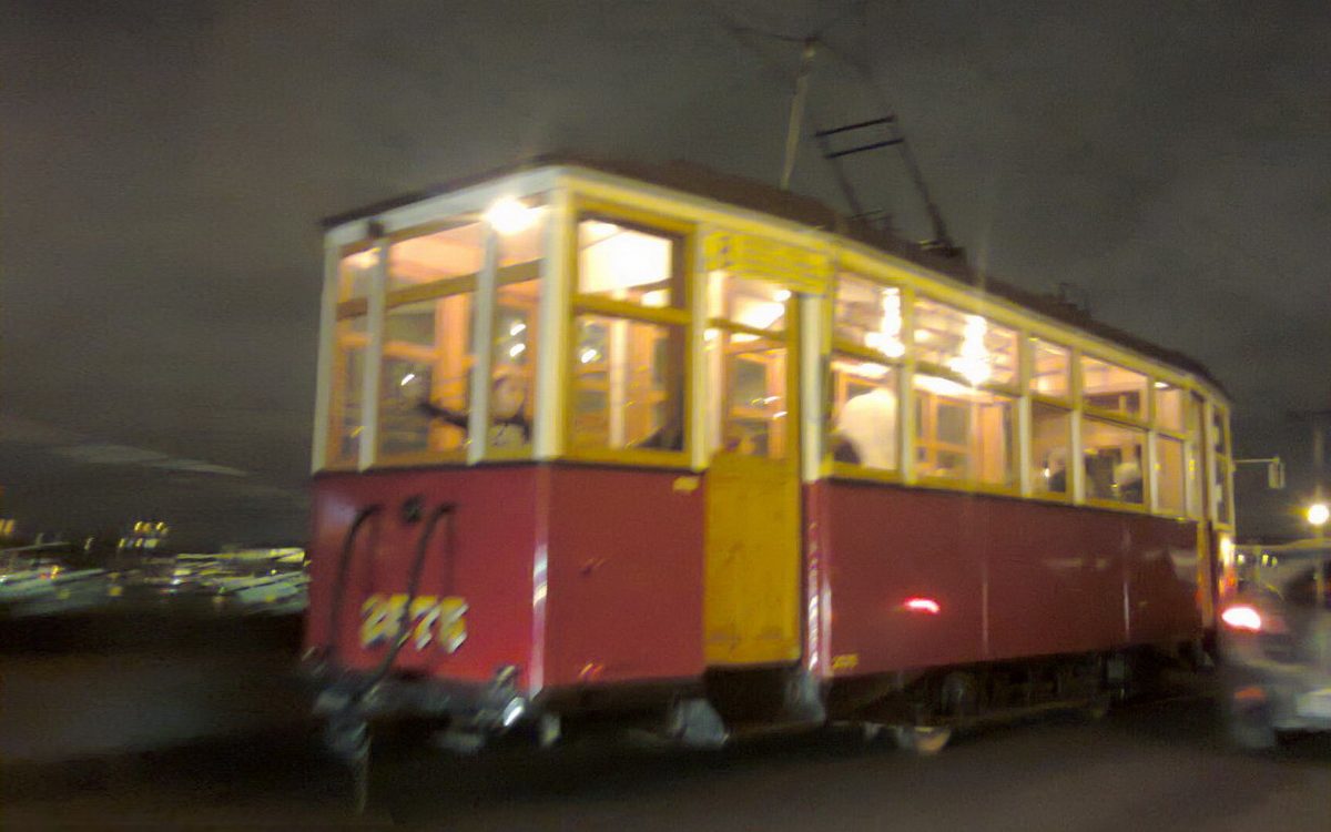 Расскажите о трамваях!