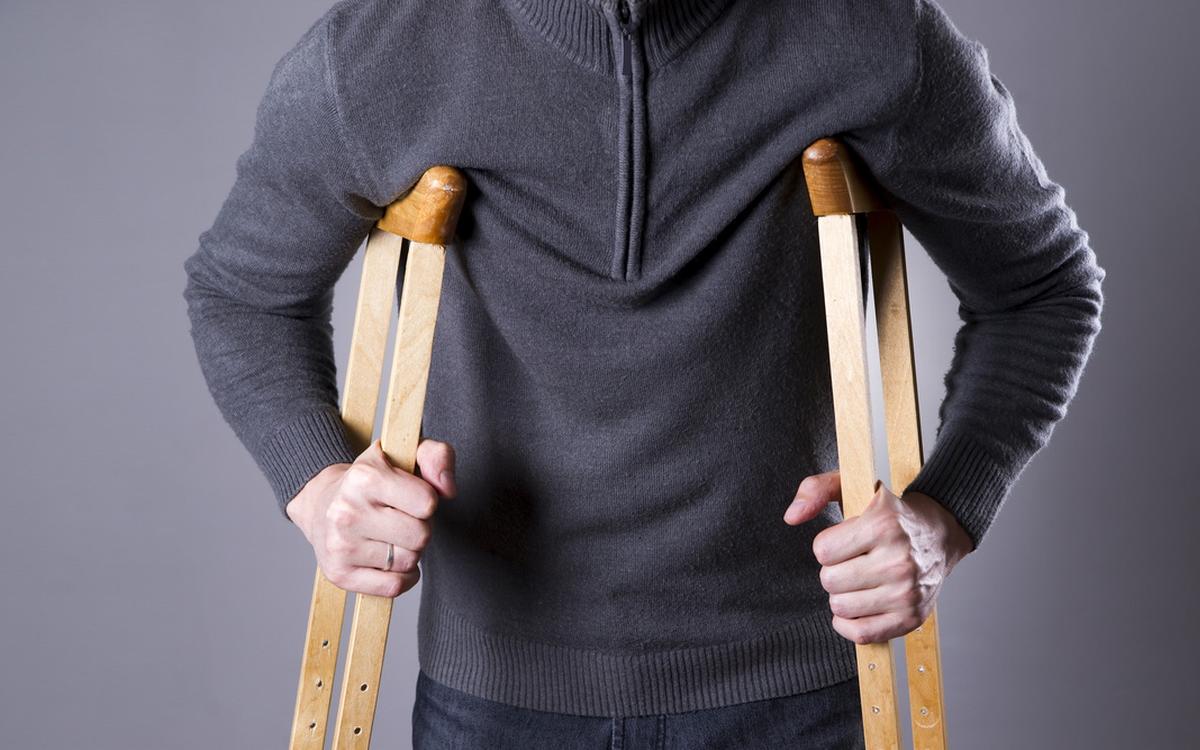 Без ног и без света